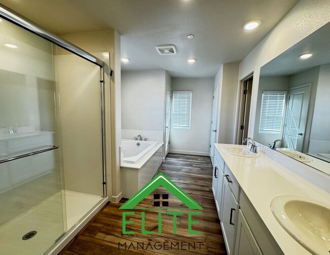 Building Photo - A Stunning Brand-New Home in a Prime Locat...