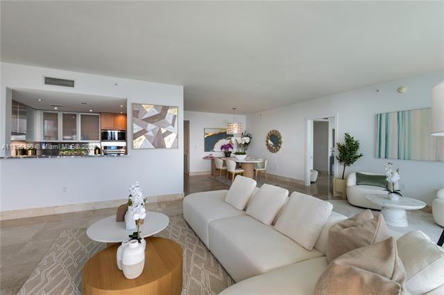 Building Photo - THE BENTLEY BAY CONDO