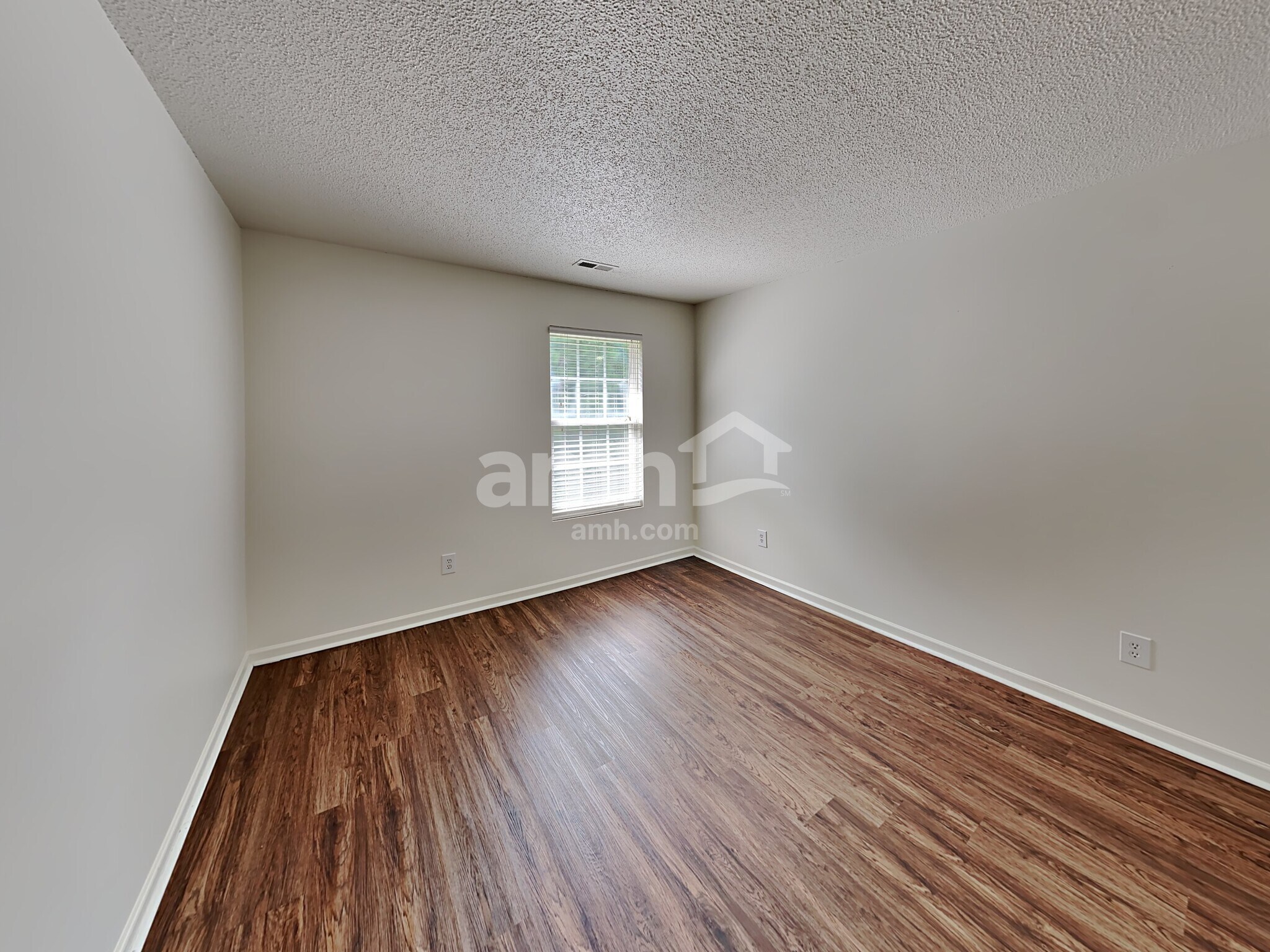 Building Photo - 1327 Arbor Greene Dr