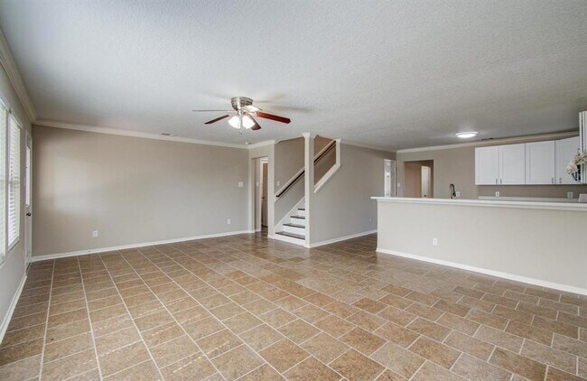 Building Photo - 1211 Reedpoint Dr