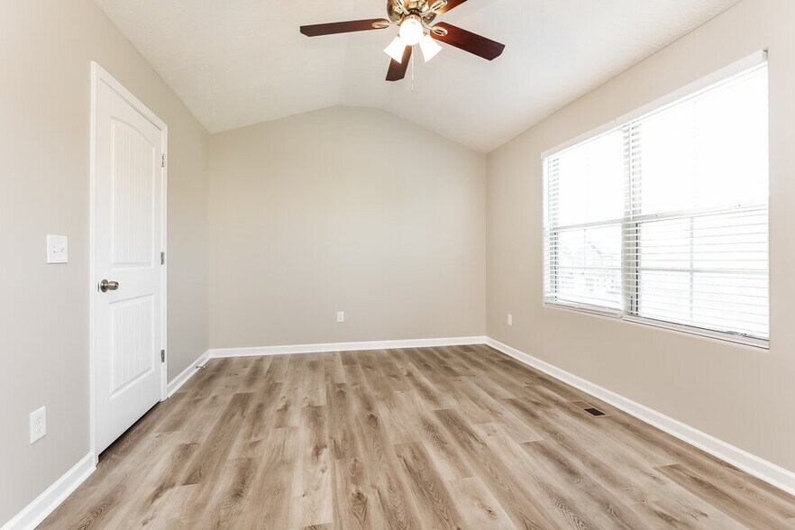 Building Photo - 5312 Tony Lama Ln