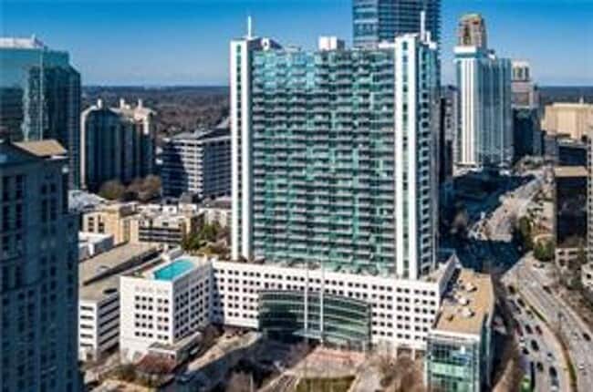 Building Photo - 1 Bedroom + 1 Bath with Views of Buckhead!