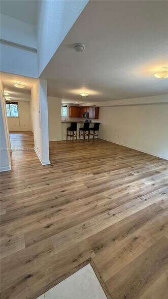Building Photo - 5838 Devonshire Blvd