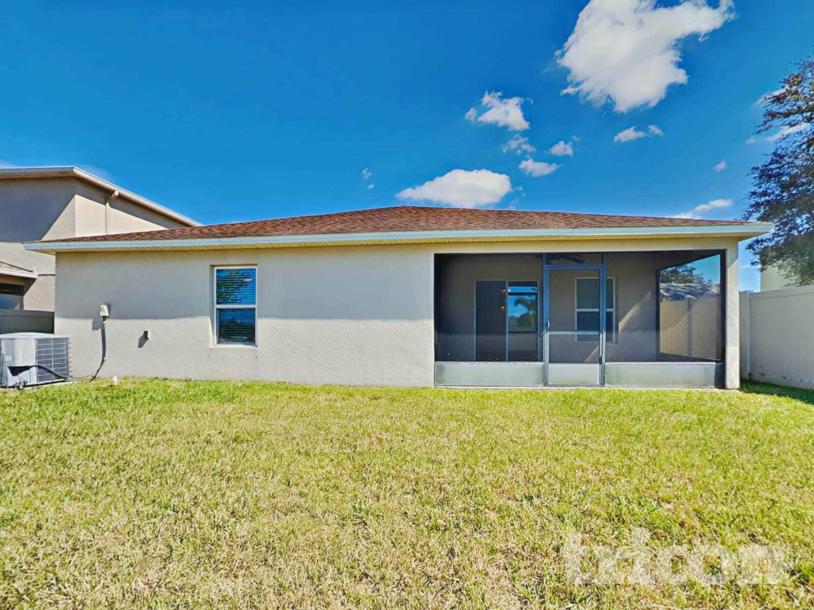 Building Photo - 7274 Somerset Pond Dr