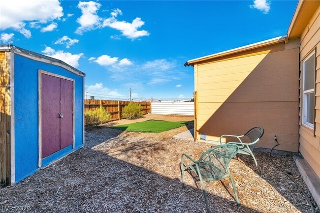 Building Photo - 235 Zinc St