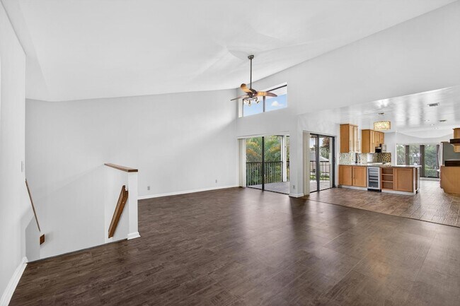 Building Photo - 17137 Waterbend Dr