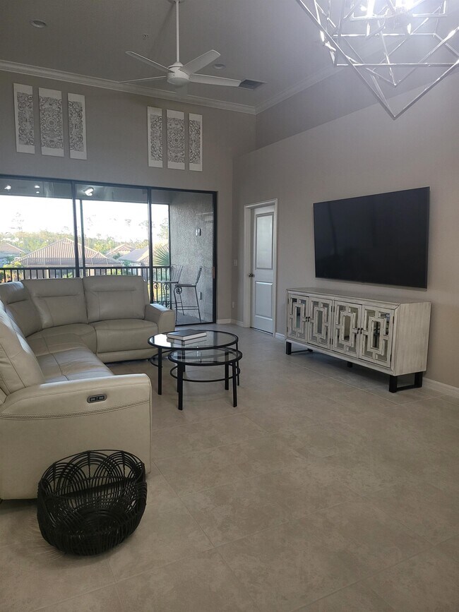 Building Photo - 9441 Benvenuto Ct