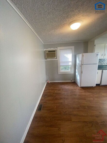 Building Photo - 3427 S Haven Rd