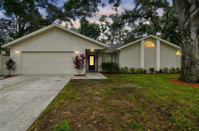 Building Photo - 2504 Gulfbreeze Cir