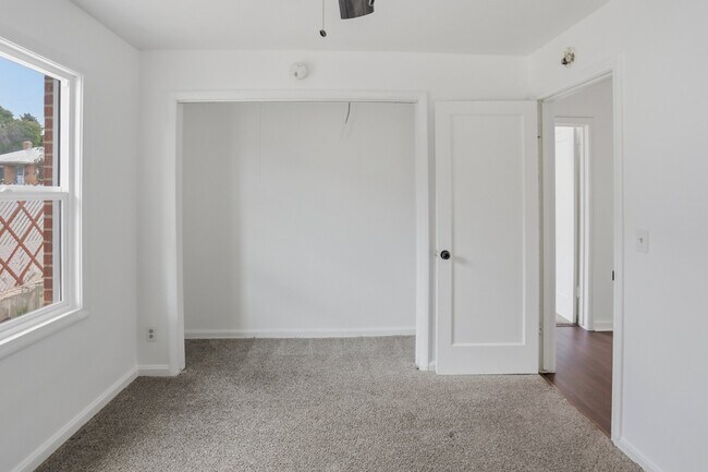 Building Photo - 774 37th St