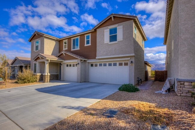 Building Photo - 5545 S Adero Cyn Trl
