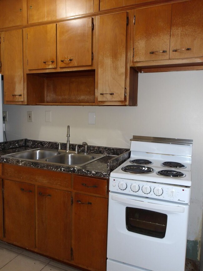 Building Photo - 4012 Southern Pkwy