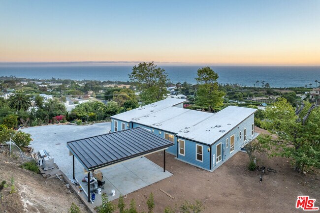 Building Photo - 30127 Cuthbert Rd