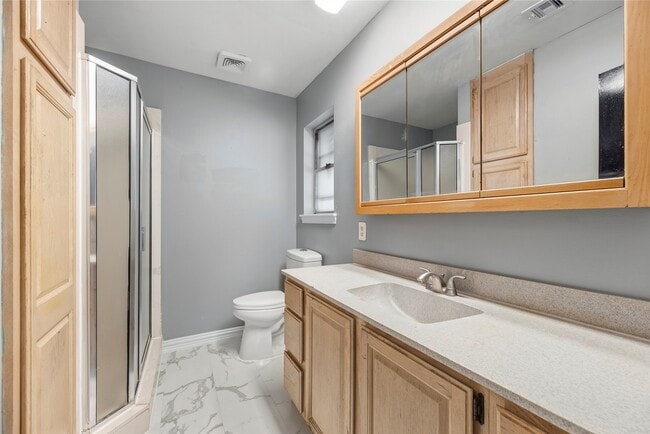 Building Photo - 4014 Mona Lee Ln