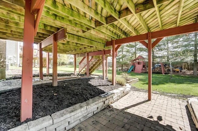 Building Photo - 9304 Prestwick Green Dr