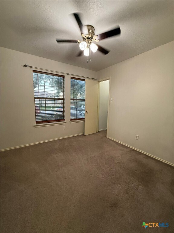 Building Photo - 2421 Hancock Dr