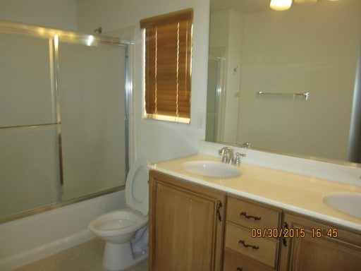 Building Photo - Great 2 story home on a cul-de-sac
