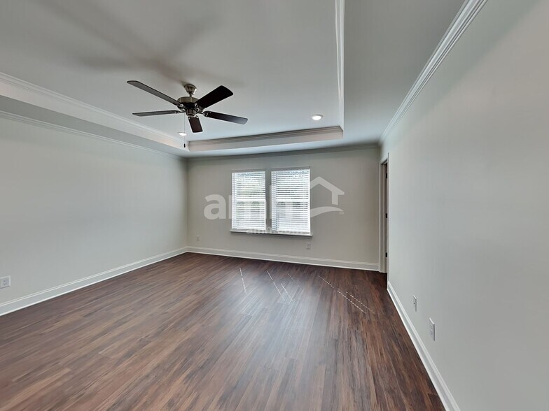 Building Photo - 3751 Blackshear Pl