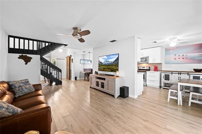 Primary Photo - 2739 NW 42nd Ave