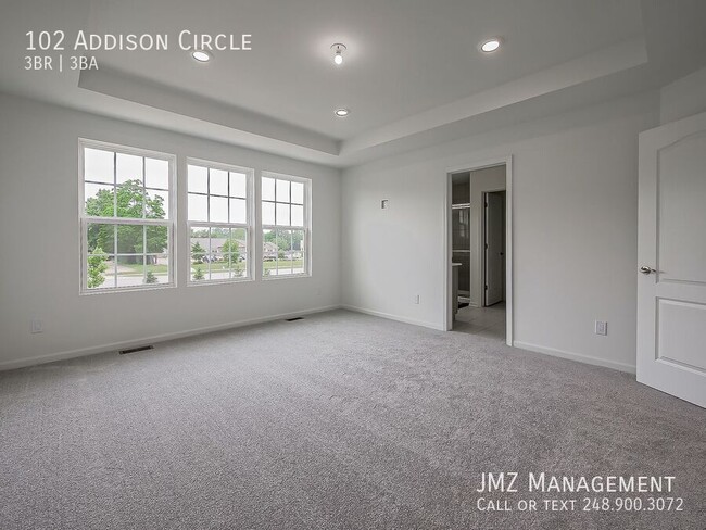 Building Photo - 102 Addison Cir