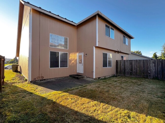 Building Photo - 2204 48th Ave