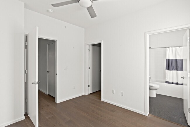 Building Photo - 3100 Menchaca Rd
