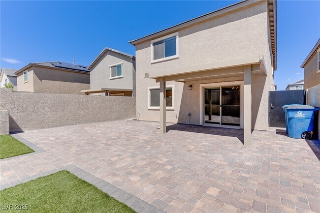 Building Photo - 9539 Wayfarer Seek Ct