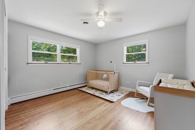 Building Photo - 317 E Forest Ln