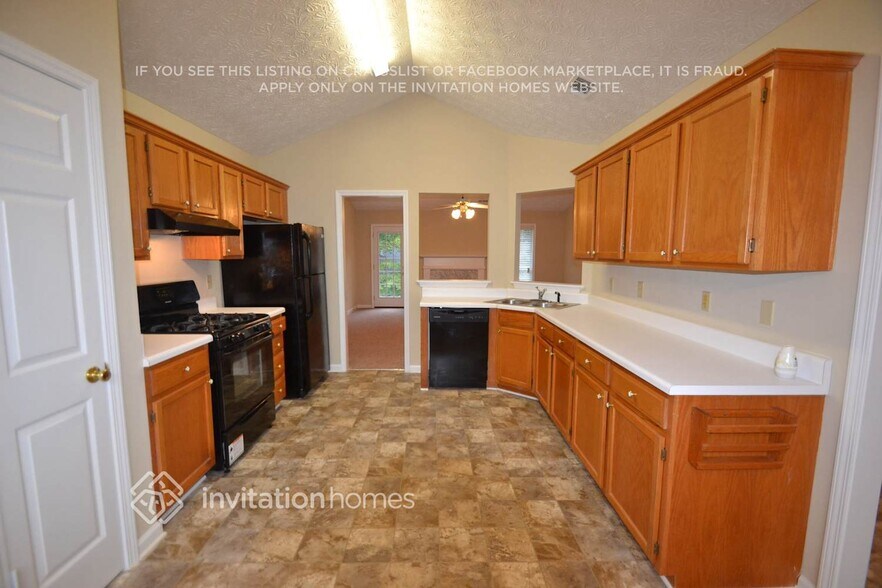 Building Photo - 5440 Maltdie Ct NE