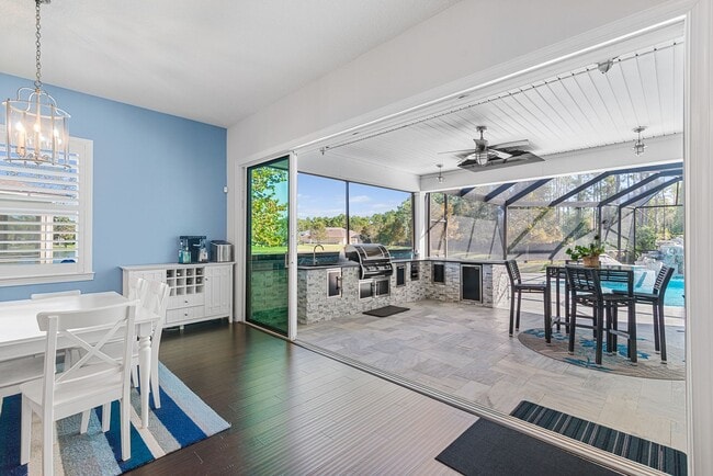 Building Photo - 217 Bonita Vista Dr