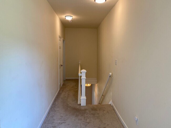 Building Photo - Quiet Cozy Northside Home for Rent