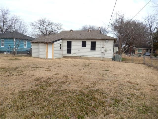 Building Photo - 836 Dent St