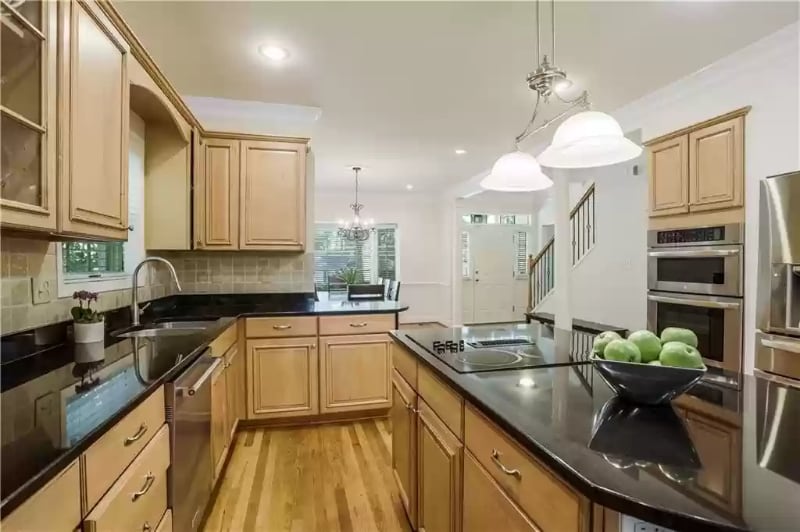 Building Photo - 3346 Mathieson Dr NE