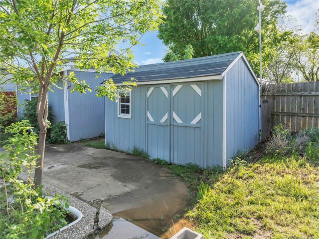 Building Photo - 2026 11th Ave NW