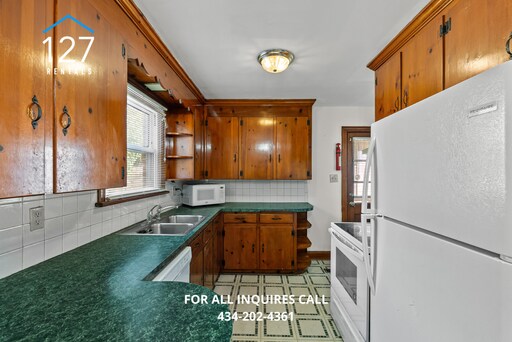 Building Photo - 1118 Westchester Dr