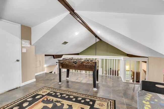 Building Photo - Move In Ready!!