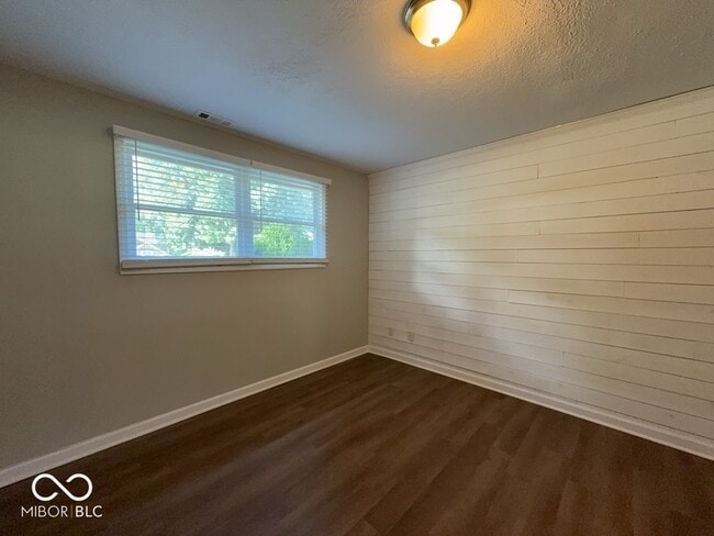 Building Photo - 500 Morse Landing Dr