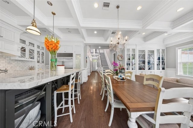 Building Photo - 4533 Farmdale Ave