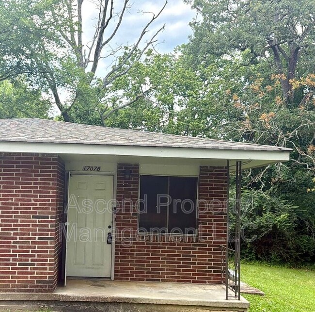 Building Photo - 1707 Arlington Ave