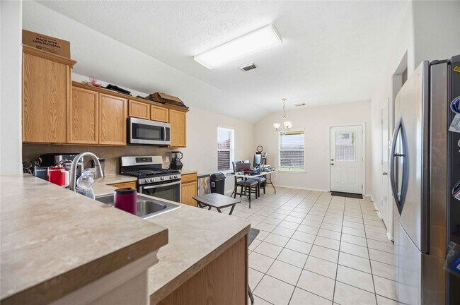 Building Photo - 4718 Lonestone Cir