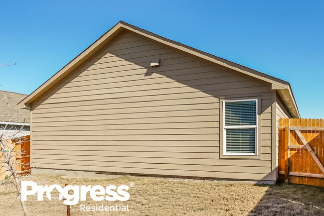 Building Photo - 10518 Varmus Dr