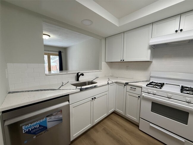 Building Photo - 139 Prospect Ave