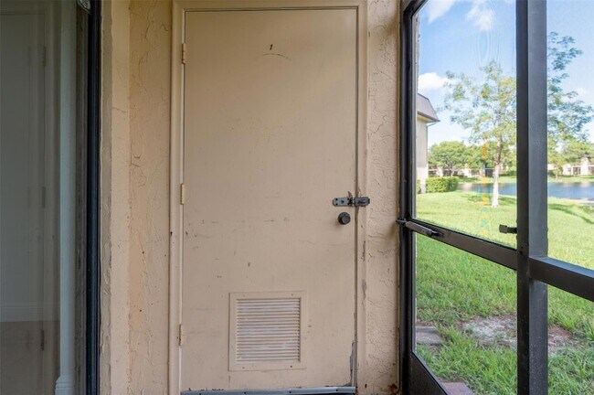 Building Photo - 141 NW 93rd Ave
