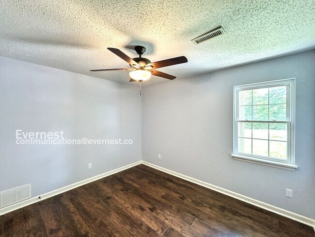 Building Photo - 1578 Atoka Idaville Rd