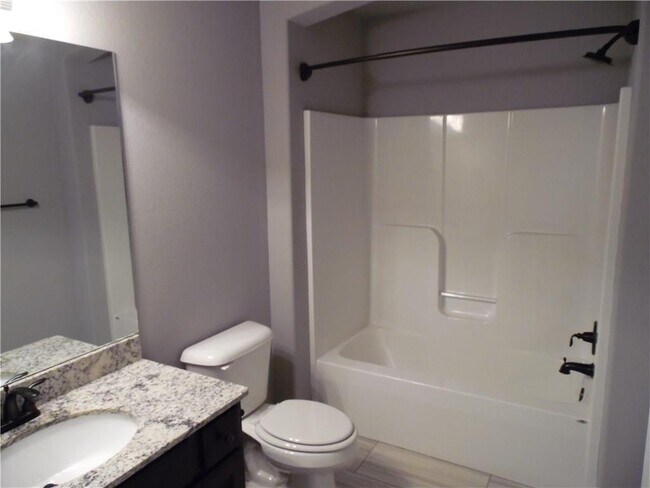 Building Photo - 121 Genoa Way