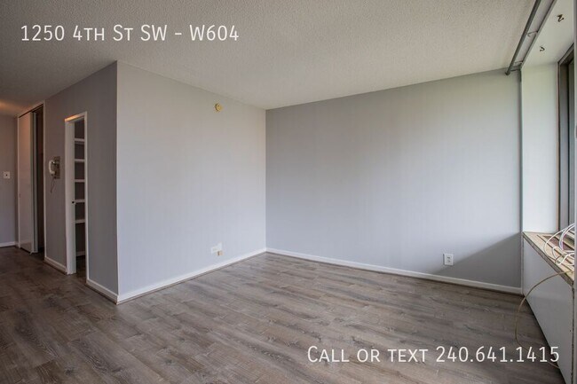 Building Photo - 1250 4th St SW