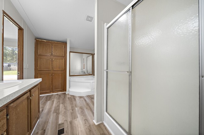 Building Photo - 16482 Pisces Rd