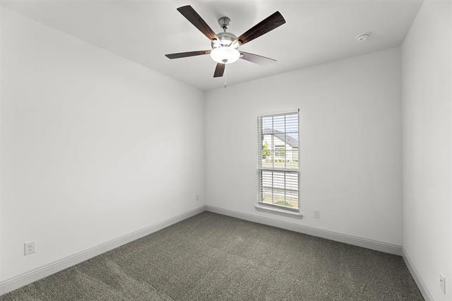 Building Photo - 658 Parkside Dr
