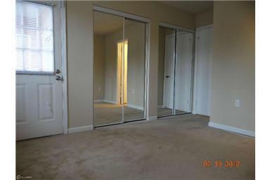 Building Photo - 2BD/2BA Condo in Flower Hill - near Shady Grove METRO!