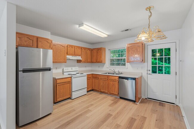 Building Photo - 3516 Acorn Woods Way,